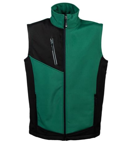 Gilet uomo in softshell a tre strati impermeabile (8000 mm/H2O) e traspirante (1000 g/M2/24h). Parte interna in pile antipilling e coulisse sul fondo. Due tasche esterne con zip. Una tasca sul petto con zip nastrata rinfrangente su tessuto nero. Nastro di rinforzo interno al collo. Stampa rifrangente posteriore sul fianco. Tessuto a protezione del mento.