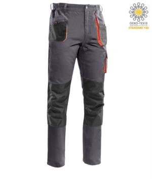 Pantaloni multitasche con profili in contrasto di colore arancione, porta ginocchiere, cuciture rinforzate. Colore grigio